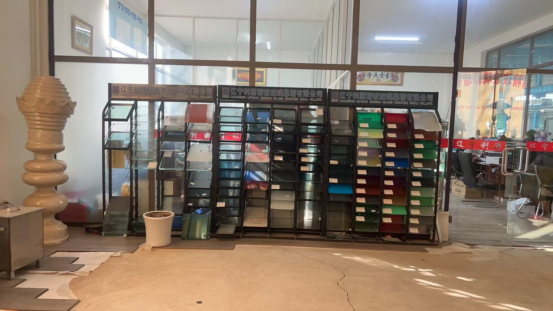 潜江市工程玻璃批量采购夹胶玻璃 - 价格